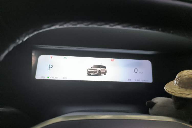 Used iCAR 03T 2024 520km Two-Wheel Drive Long-Range Enjoyment Edition Instrument Cluster