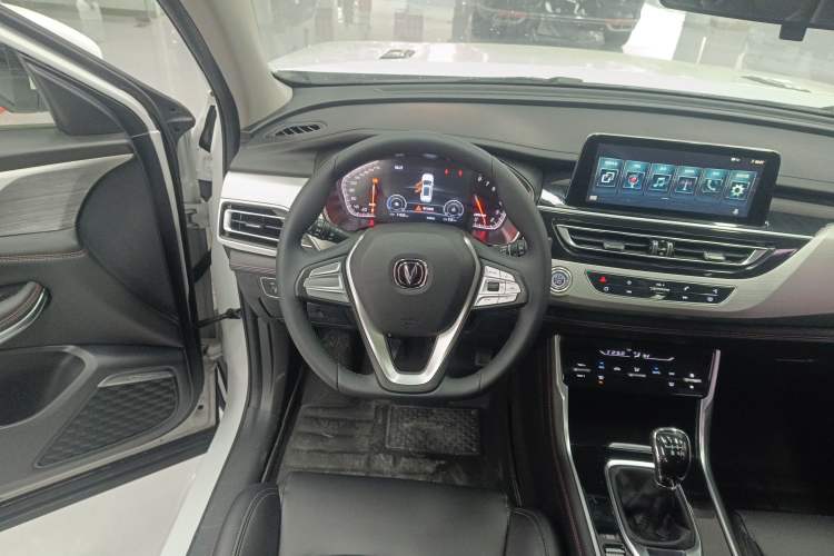 Used CHANGAN CS75 2020 280T Manual Elite Version China VI Standard