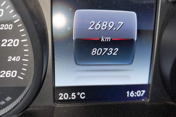 Used Mercedes-Benz GLC Coupe 2017 GLC 260 4MATIC Coupe SUV
