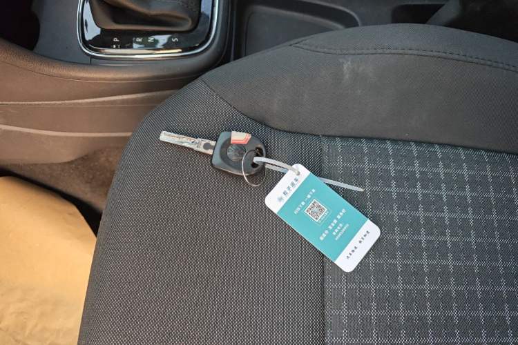 Used Volkswagen Polo 2016 1.6L Automatic Comfort Model
