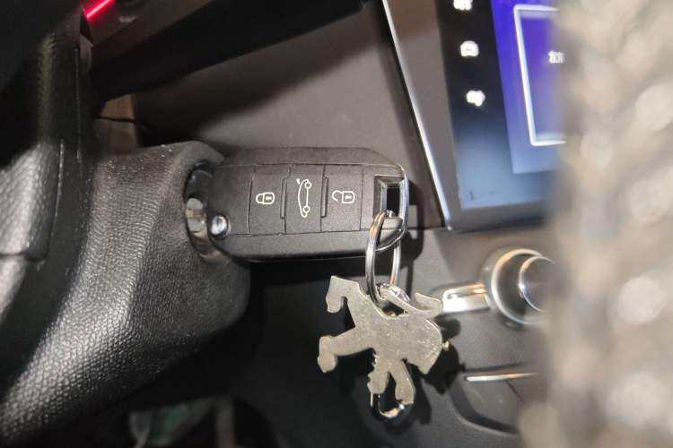 Used Peugeot 408 2015 1.2T Automatic Luxury Edition