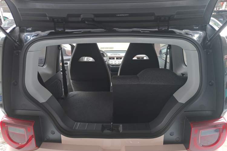 Used Chery QQ Ice Cream 2022 170km Sundae Phosphate Lithium-Ion
