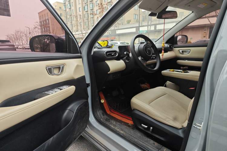 Used Wuling Bingo PLUS 2024 510 km Flagship Edition Four-Seater Version
