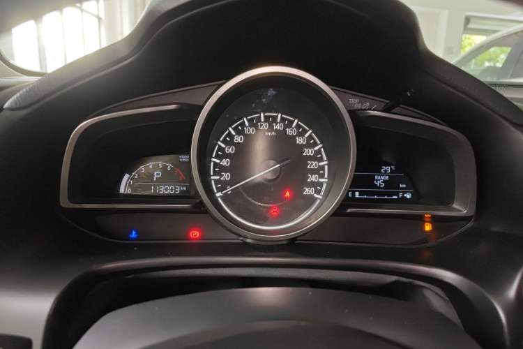 Used Mazda 3 Axela 2017 Sedan 1.5L Automatic Luxury Model Emission Standard China V