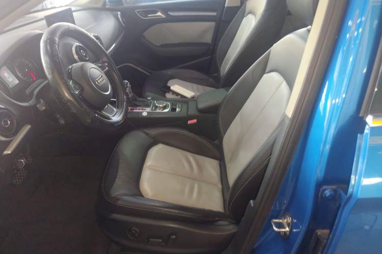 Used Audi A3 2016 Limousine 40 TFSI Luxury Model