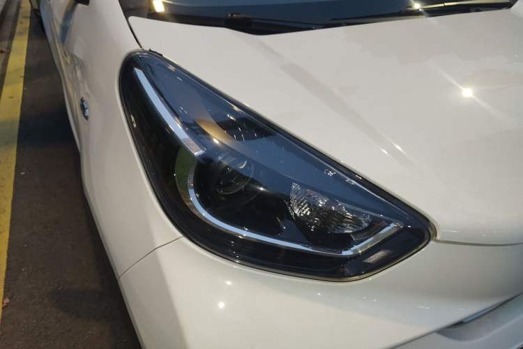 Used Chery QQ Little Ant 2022 Sweet Pink Edition Half-Sugar Version 3-Cell Lithium 30kW 301km