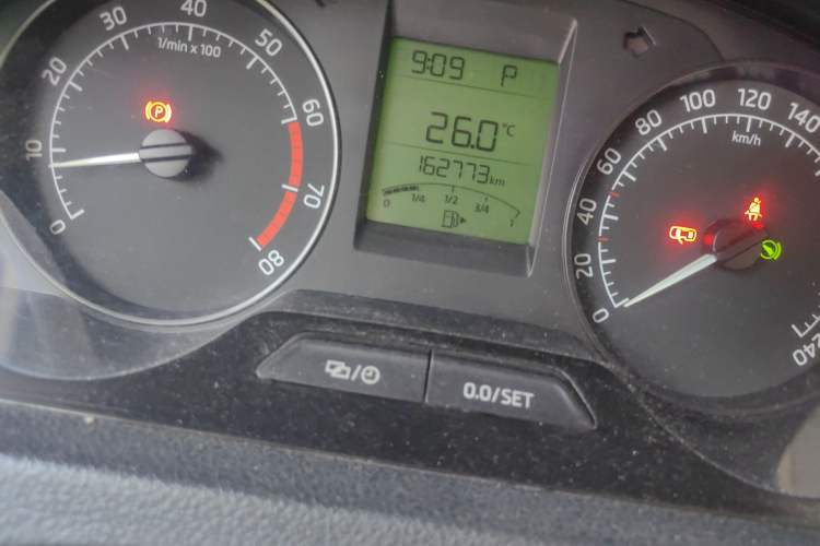 Used Skoda Rapid 2013 1.6L Automatic Smart Selection Model