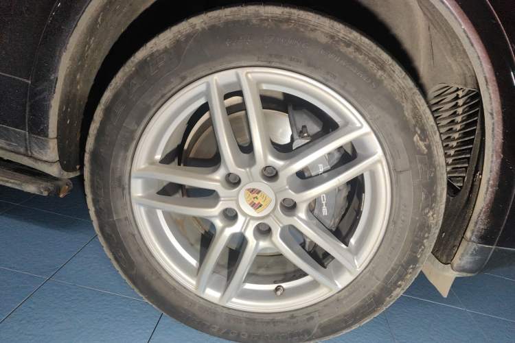 Used Porsche Cayenne 2016 Cayenne Platinum Edition 3.0T