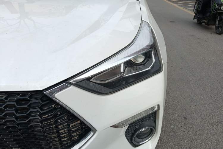 Used Haval H6 Coupe 2020 Smart Connect Version 1.5T Automatic Two-Wheel Drive Elite Model Left Front Headlight