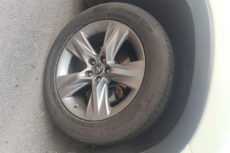 Used Toyota Highlander 2018 2.0T Four-Wheel Drive Prestige Version 7 Seats China VI Standard