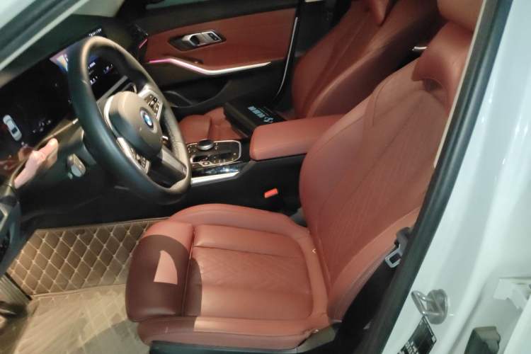 Used BMW i3 2024 eDrive 35 L
