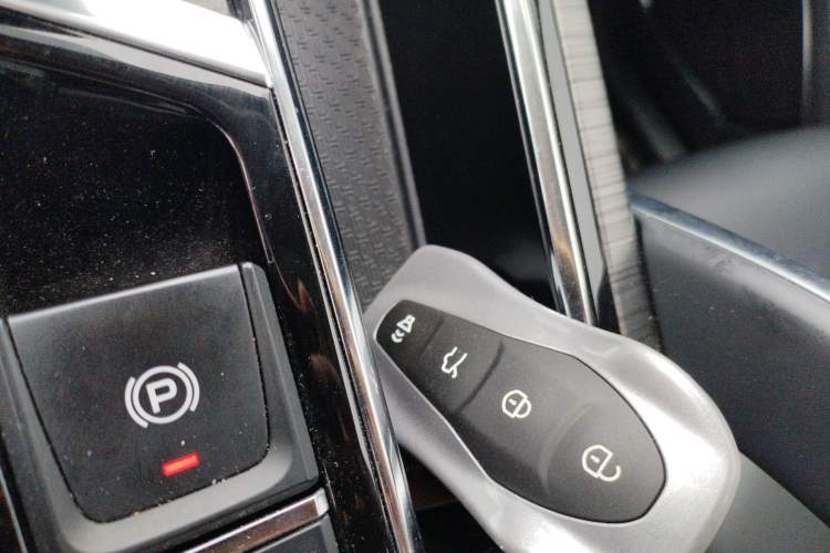 Used Geely Auto Emgrand X7 Sport 2020 1.8TD DCT Smart PRO
