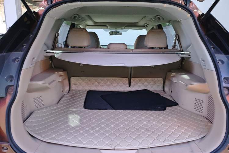 Used Nissan X-Trail 2014 2.0L CVT Comfort Edition 2WD Trunk