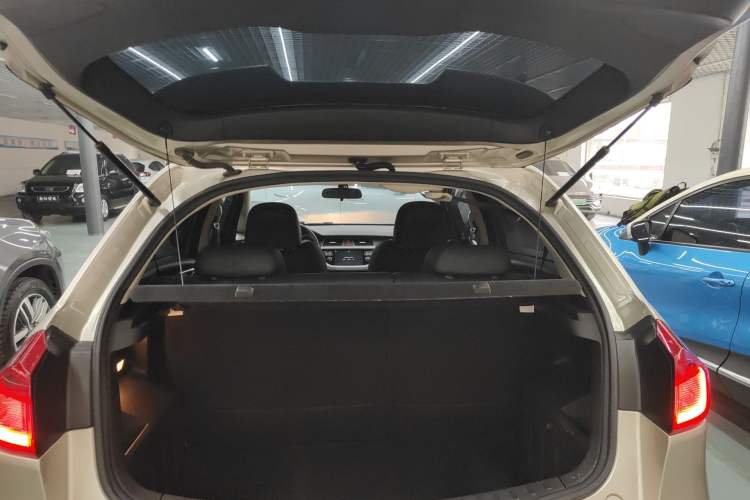 Used Geely Auto Vision X3 2017 1.5L Automatic Luxury Model Trunk