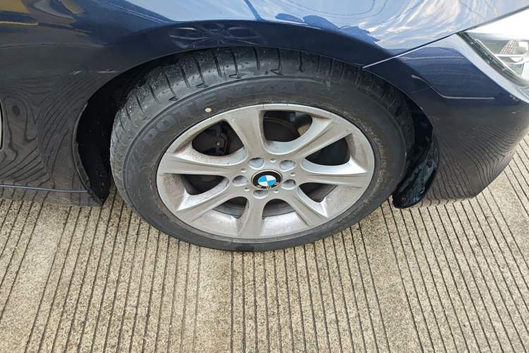 Used BMW 4 Series 2014 420i Convertible Fashion Model