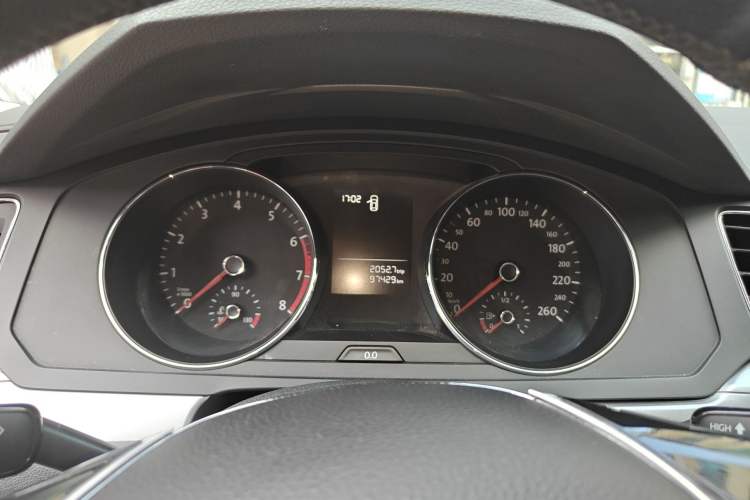 Used Volkswagen Lamando 2015 230TSI DSG Fashion Edition Instrument Cluster