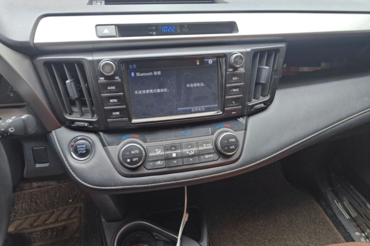 Used Toyota RAV4 2016 2.0L CVT Two-Wheel Drive Comfort Edition China V Standard
