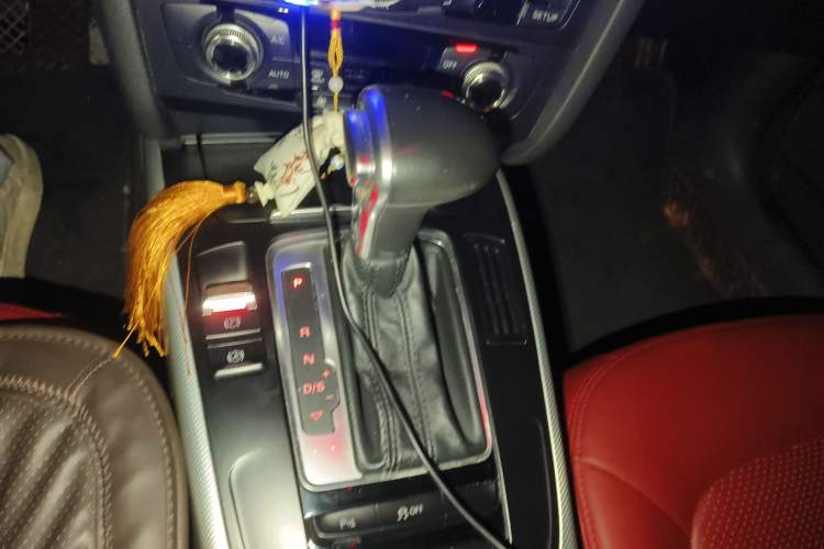 Used Audi A4L 2016 35 TFSI Automatic Standard Model
