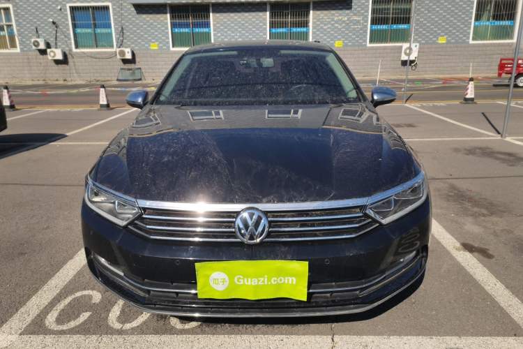 Used Volkswagen Magotan 2017 330TSI DSG Leading Model Front