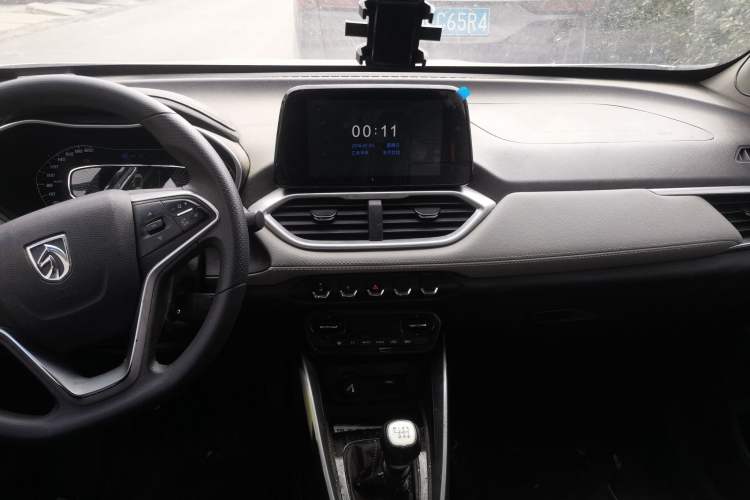 Used Baojun 510 2017 1.5L Manual Fashion Model