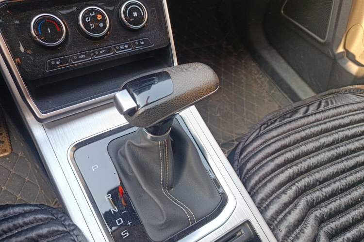 Used Bestune X40 2019 1.6L Automatic Luxury Edition China VI
