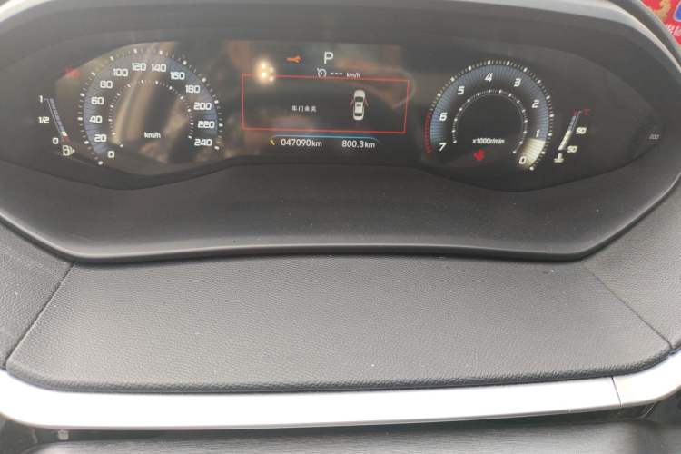 Used Peugeot 408 2022 1.6T Light-Chasing Edition Odometer Close Up