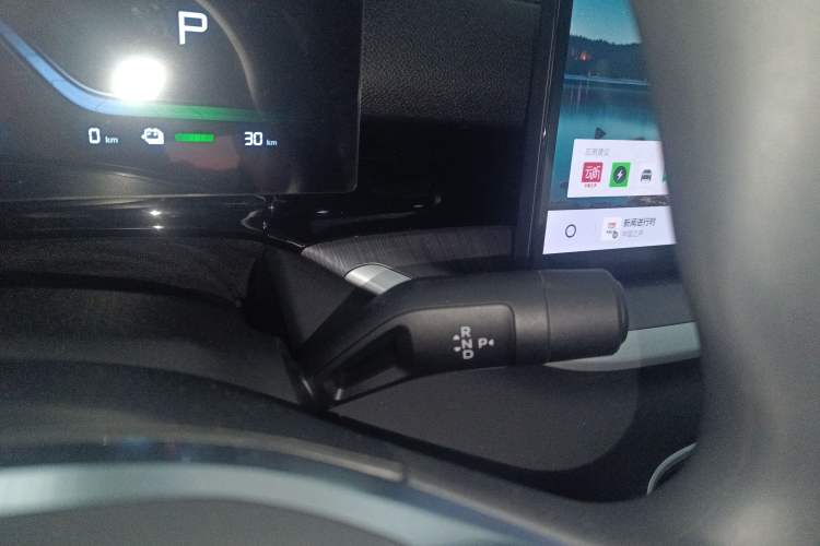 Used Geely Galaxy Stellar 6 2026 Model 60km Sailing Edition Gear Lever