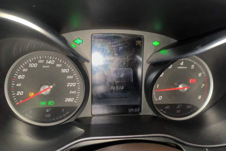 Used Mercedes-Benz GLC 2017 GLC 300 4MATIC Sport Edition Instrument Cluster