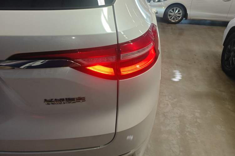 Used Haval F7 2020 1.5T Two-Wheel Drive i-Type Right Rear Taillight