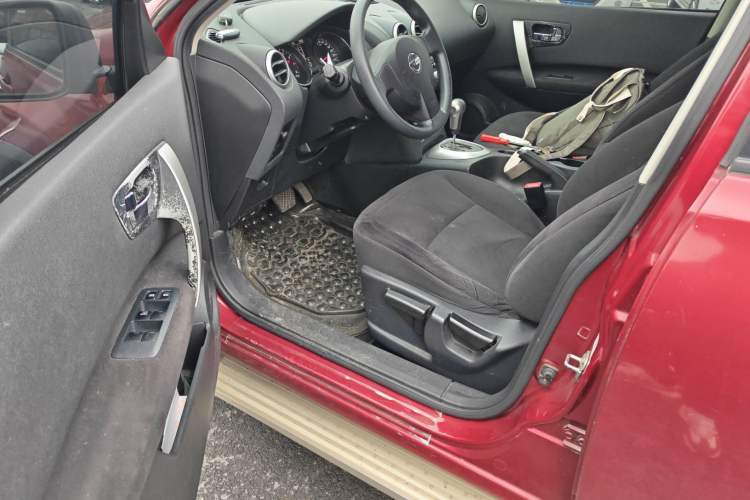 Used Nissan Qashqai 2011 2.0 XL Fire CVT 2WD Driver Seat