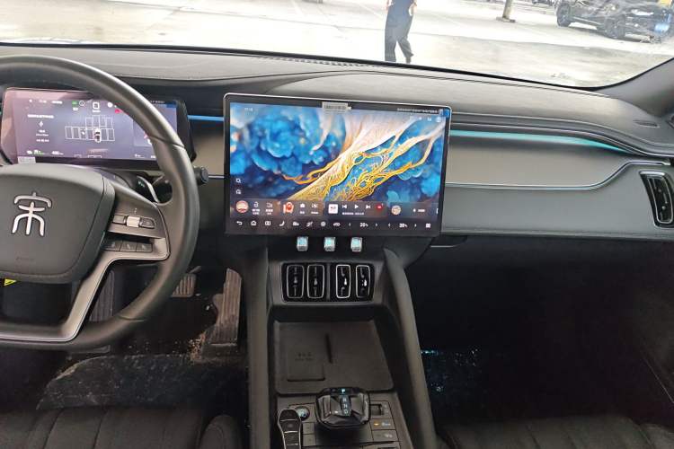 Used BYD Song L EV 2025 Intelligent Driving Version 662 km LiDAR Excellence Edition Audio And AC Panel