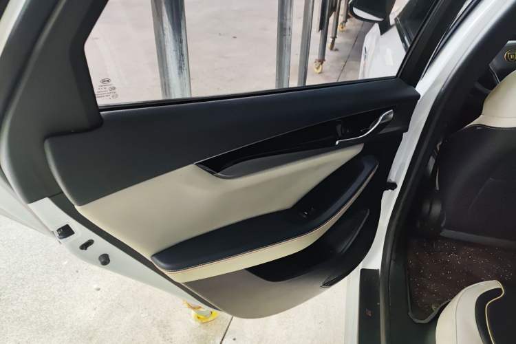 Used BYD Qin PLUS 2021 DM-i 120KM Prestige Model