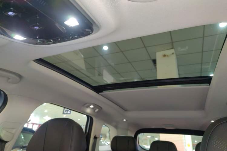 Used Chery Fengyun T9 2024 120 Long-Range Flagship Version 7 Seats Ternary Lithium Headliner