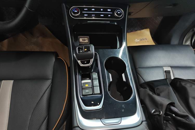 Used FORTHING Yacht 2022 1.5T DCT Chasing-the-Waves Edition
