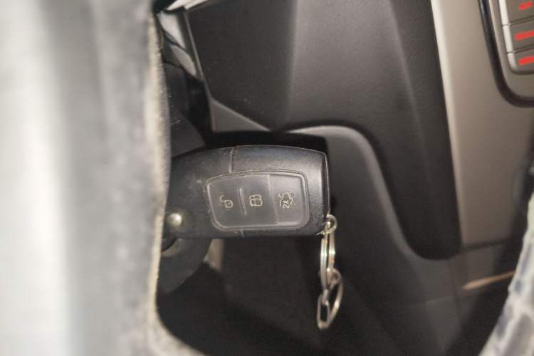 Used Ford Focus 2013 Hatchback Classic 1.8L Automatic Base Model
