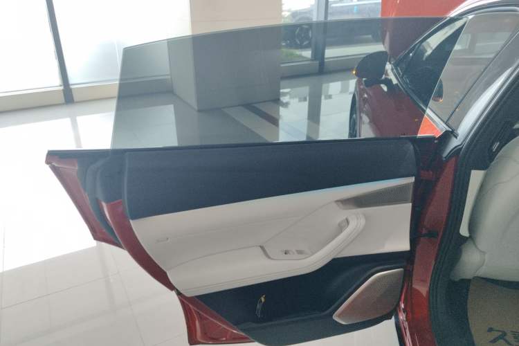 Used ONVO L60 2024 60 kWh All-Wheel Drive