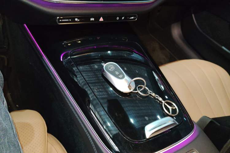 Used Mercedes-Benz E-Class 2024 E 260 L
