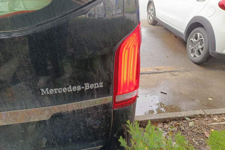 Used Mercedes-Benz Vito 2018 2.0T Business Version China VI Emission Standard