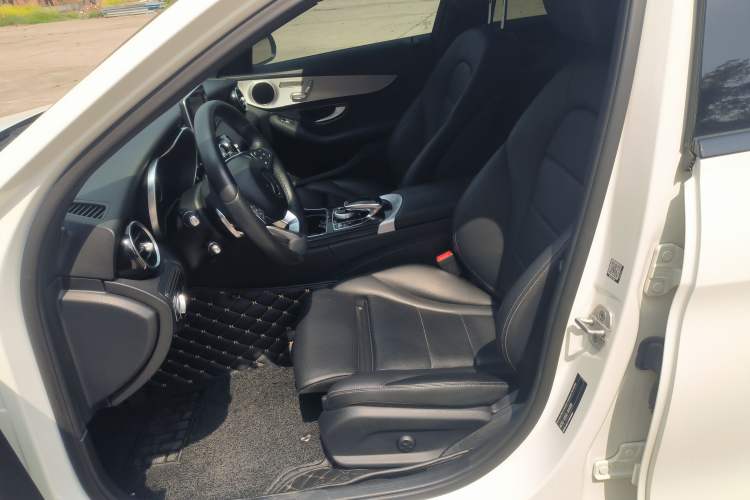 Used Mercedes-Benz C-Class 2015 C 200 Sport Edition 4MATIC