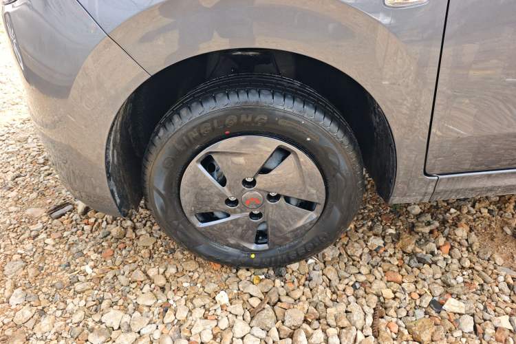 Used Wuling Hongguang New Energy 2025 Extended-Range Hybrid 50KM Comfort Version