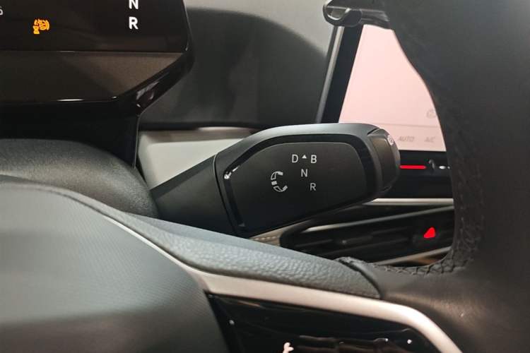 Used Volkswagen ID.3 2025 Revised Version Smart Edition Outstanding Grade Gear Lever