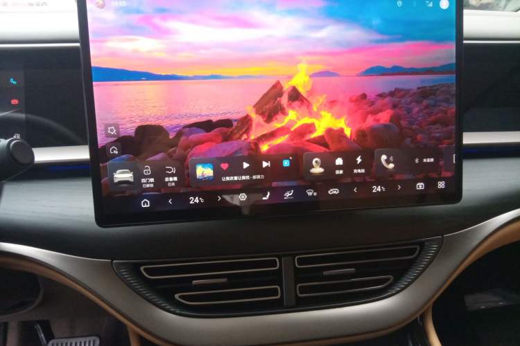 Used Denza D9 2022 DM-i 970 Four-Wheel Drive Flagship Model
