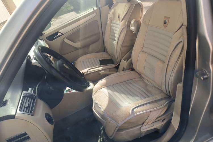 Used Volkswagen Bora 2008 1.6L Manual Fashion Model Left Front Seat