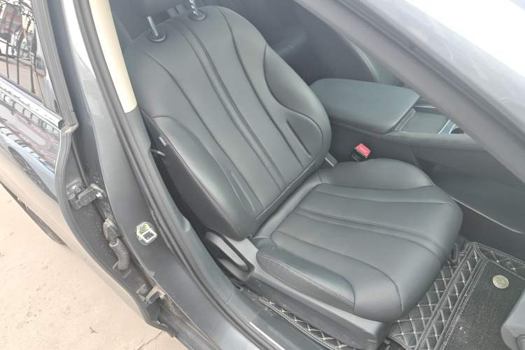 Used Roewe D7 2025 DMH 125km World Champion Excellence Edition