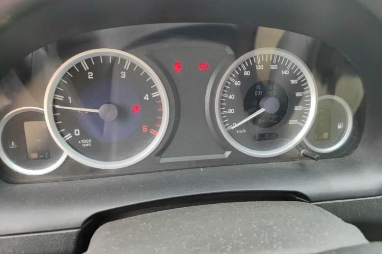 Used JMC Yusheng S350 2013 2.4T Two-Wheel-Drive Special Edition