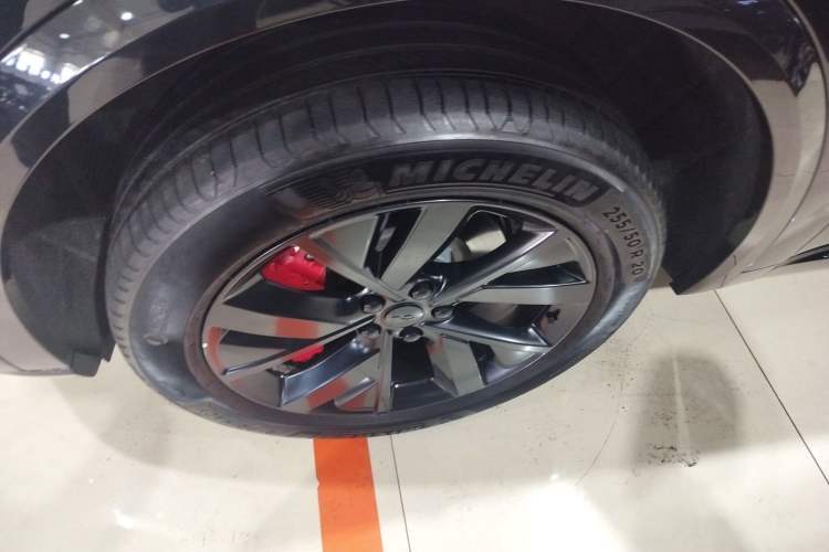 Used Li Auto L8 2023 Pro Model