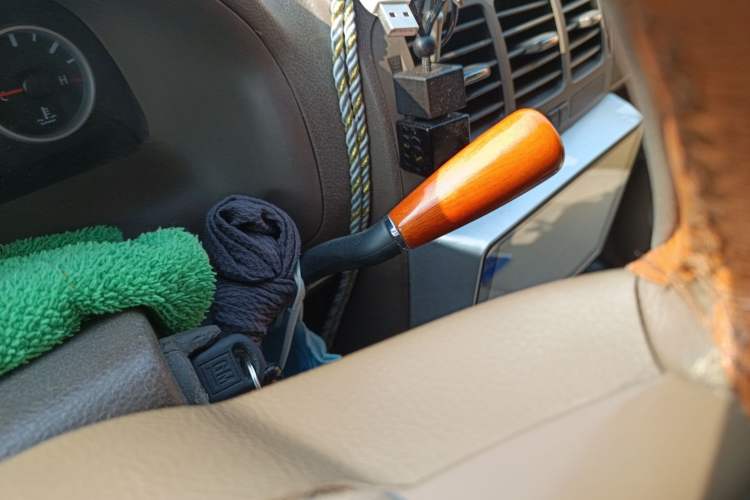 Used Buick GL8 2013 2.4L Classic Edition
