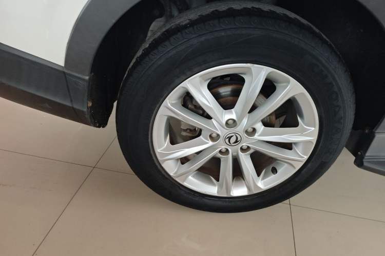 Used Dongfeng Fengon 580 2017 1.8L Manual Comfort Model Right Rear Wheel Hub