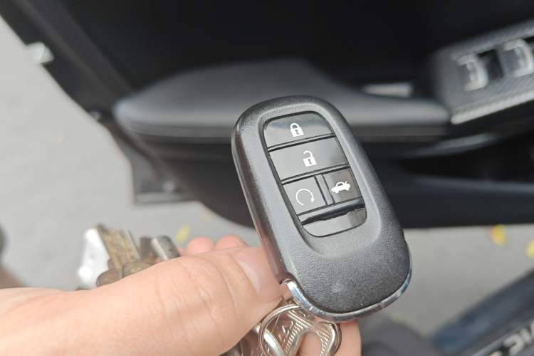 Used Honda Civic 2022 240TURBO CVT Dynamic Edition Vehicle Key