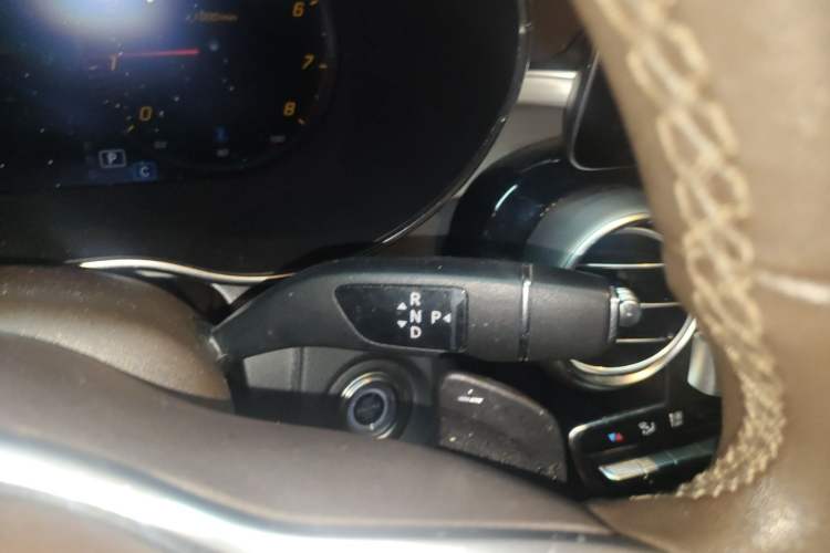 Used Mercedes-Benz GLC 2020 Facelifted GLC 260 L 4MATIC Dynamic Edition